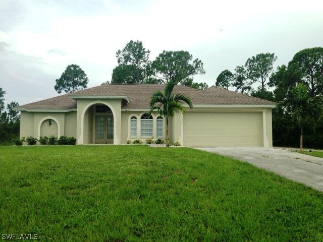 2390 8th Ave., Naples, FL 34120