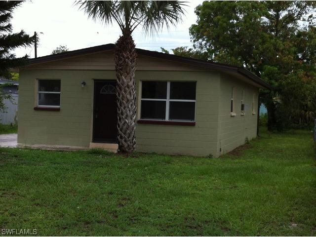 2992 Market St., Fort Myers, FL