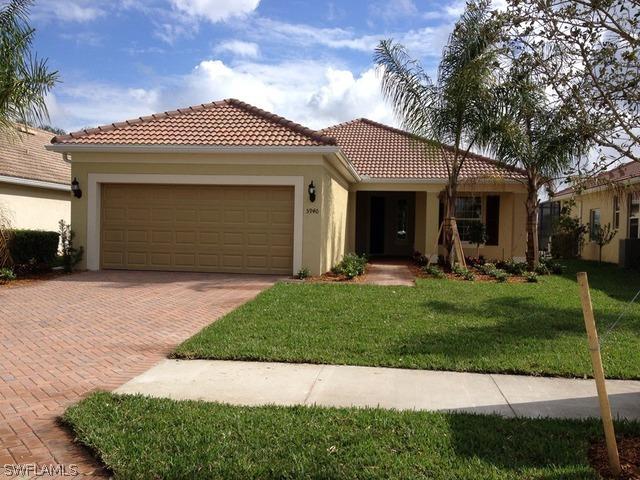 5940 Constitution St., Naples, FL 34142