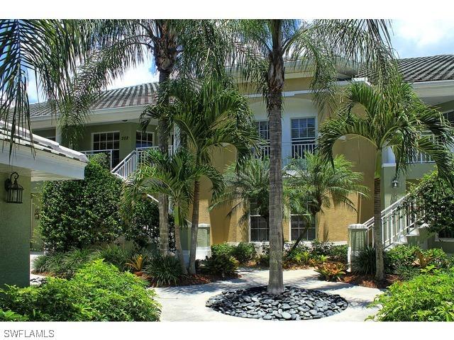 1950 Willow Bend Cir. #202, Naples, FL