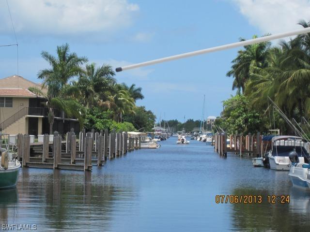 1686 Blue Point Ave. #6-A, Naples, FL