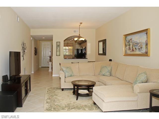 6824 Sterling Greens Pl. #3102, Naples, FL 34104