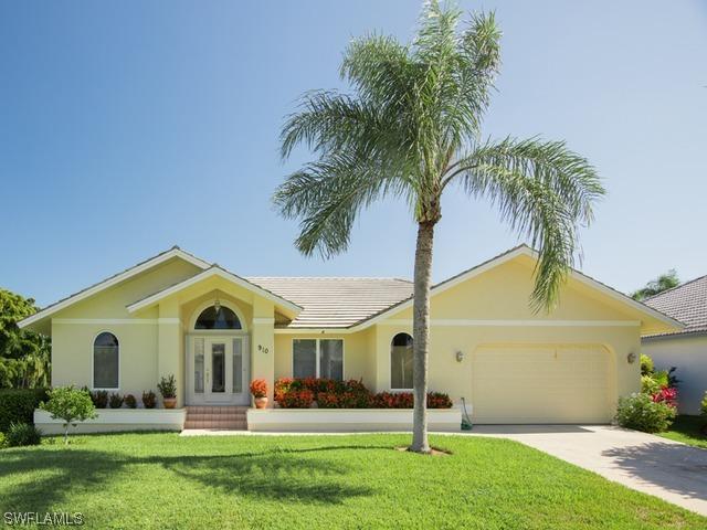 910 Beaver Ct., Marco Island, FL 34145