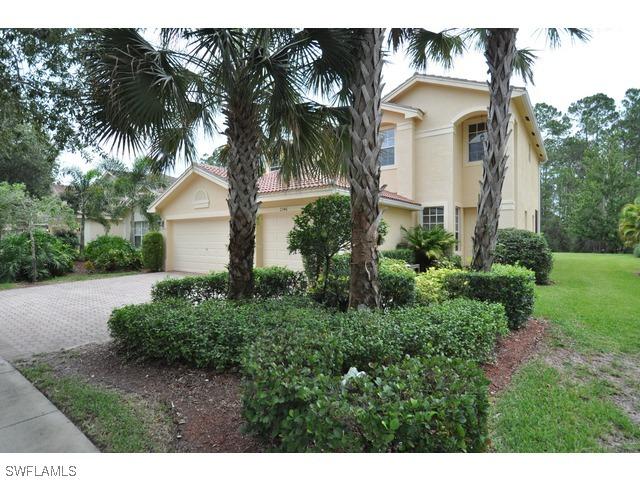 2346 Butterfly Palm Dr., Naples, FL 34119