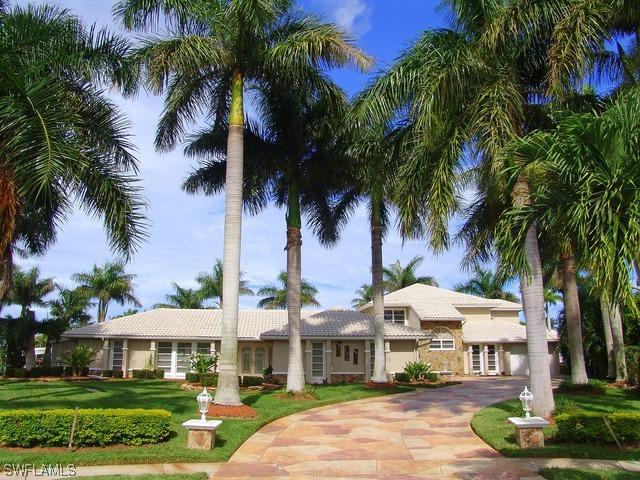 1030 Pettit Ct., Marco Island, FL