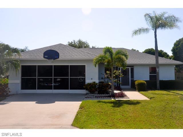 125 Blue Ridge Dr., Naples, FL 34112