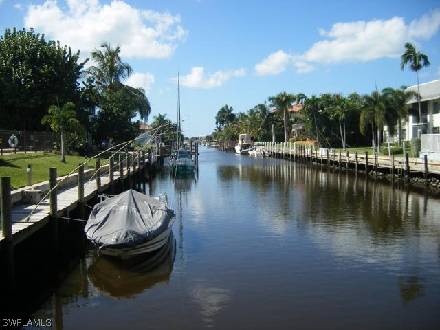 1625 Chesapeake Ave., Naples, FL 34102