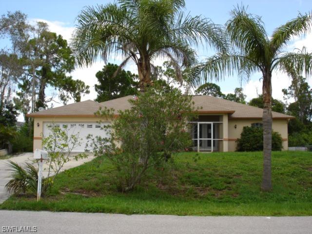 18217 Sycamore Rd., Fort Myers, FL 33967