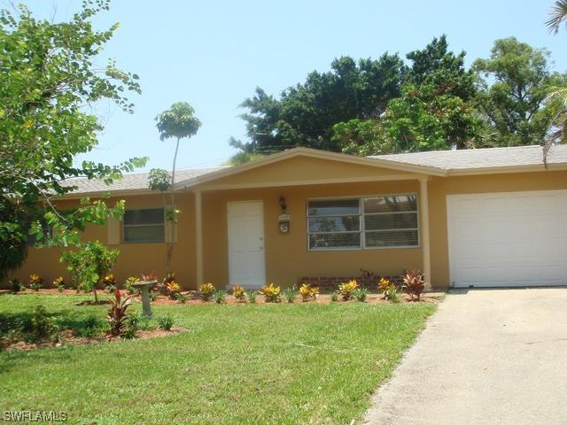 1425 12th St., Naples, FL