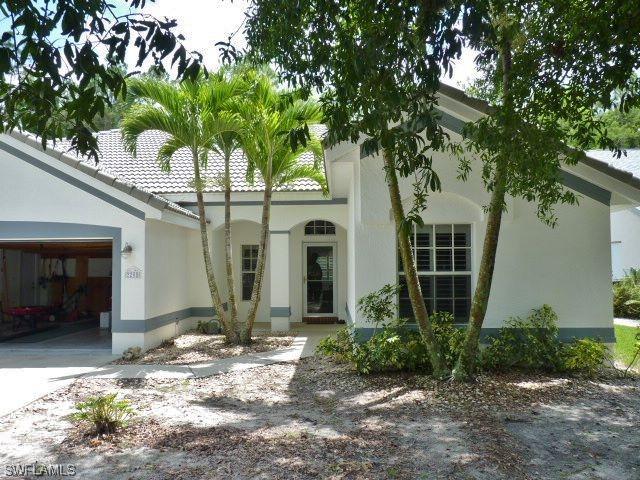 2208 Piccadilly Ct., Naples, FL 34112