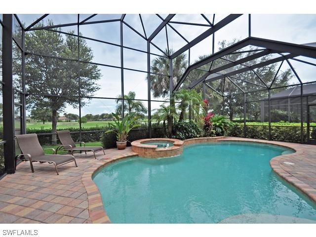 2045 Isla De Palma Cir., Naples, FL 34119
