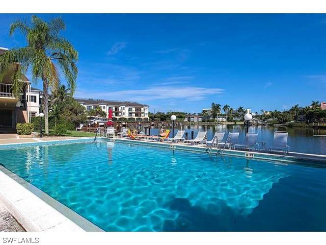 261 Banyan Blvd. #206, Naples, FL