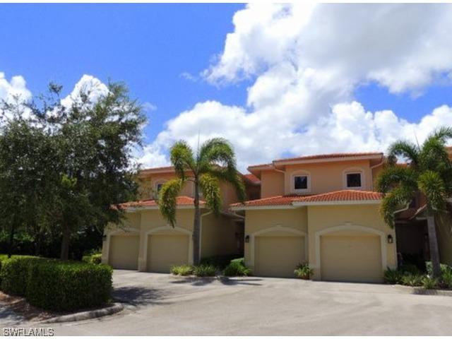 4800 Yacht Harbor Dr. #821, Naples, FL 34112