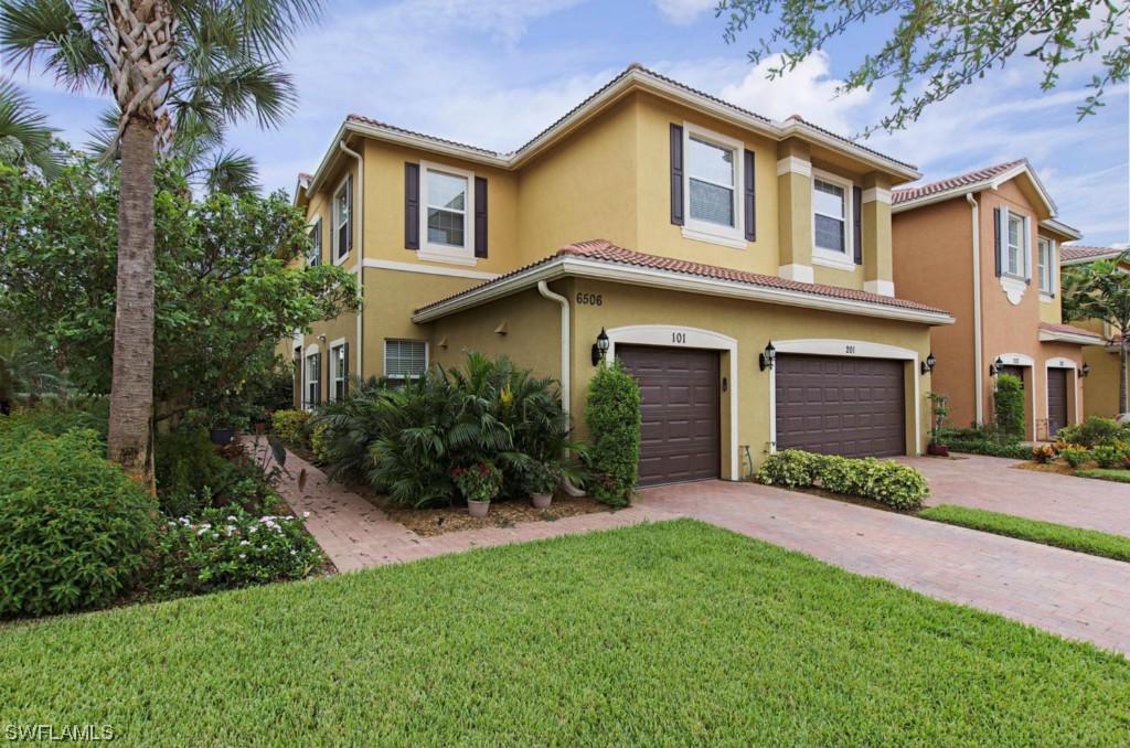 6506 Monterey Point #101, Naples, FL 34105