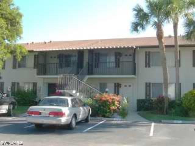 3834 Snowflake Ln., Naples, FL 34112
