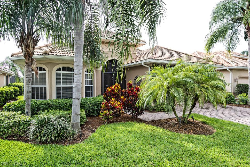 6868 Bent Grass Dr., Naples, FL 34113