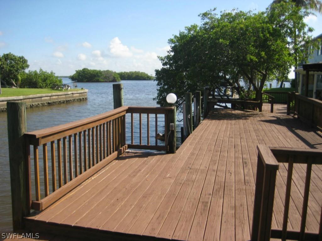 249 Curlew St., Fort Myers Beach, FL 33931