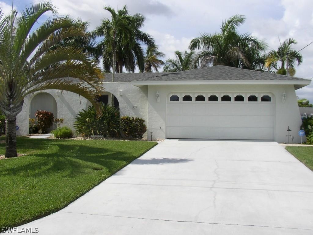 929 SE 43 Ter., Cape Coral, FL 33904