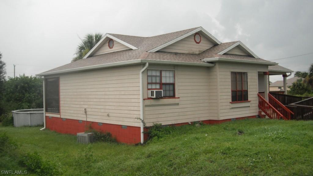 824 Frederick Reid St., Lehigh Acres, FL 33974