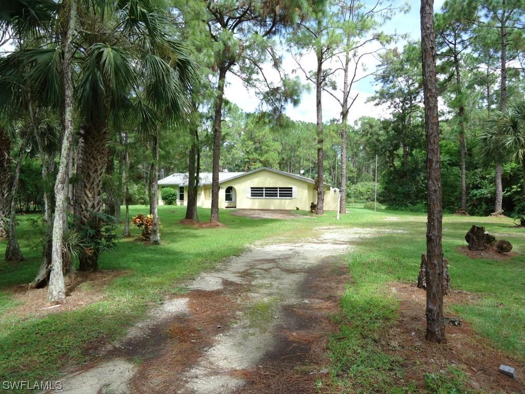 4477 Pine Ridge Rd., Naples, FL 34119