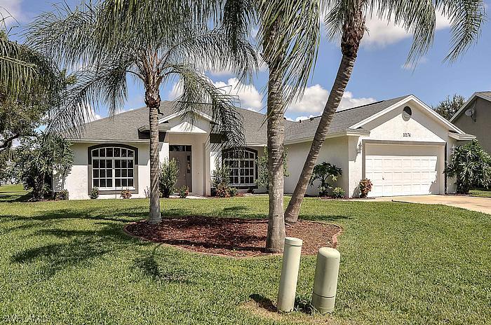 10174 Boca Ct., Naples, FL 34109