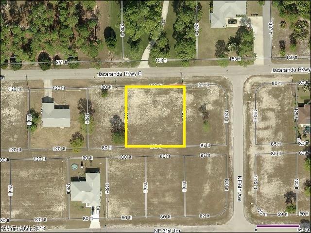 528 Jacaranda Pkwy., Cape Coral, FL 33909