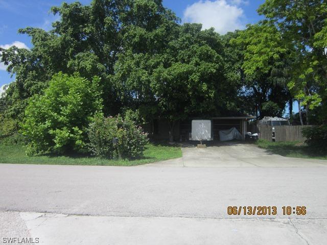 2743 54th St., Naples, FL 34116