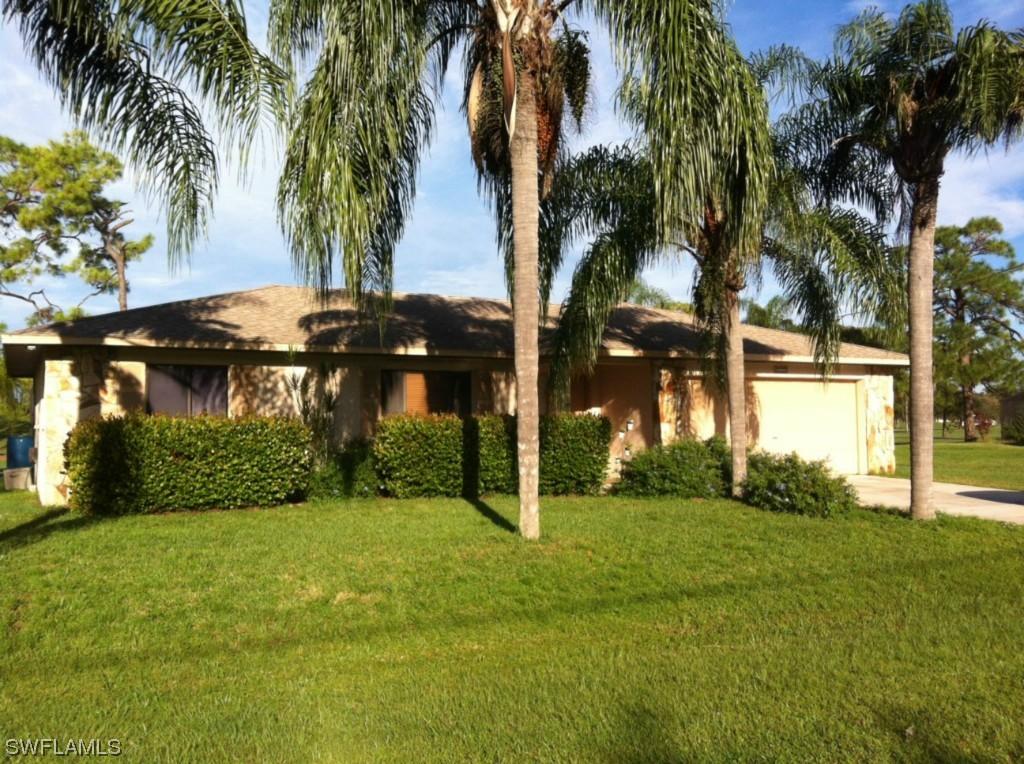 18044 Laurel Valley Rd., Fort Myers, FL 33967