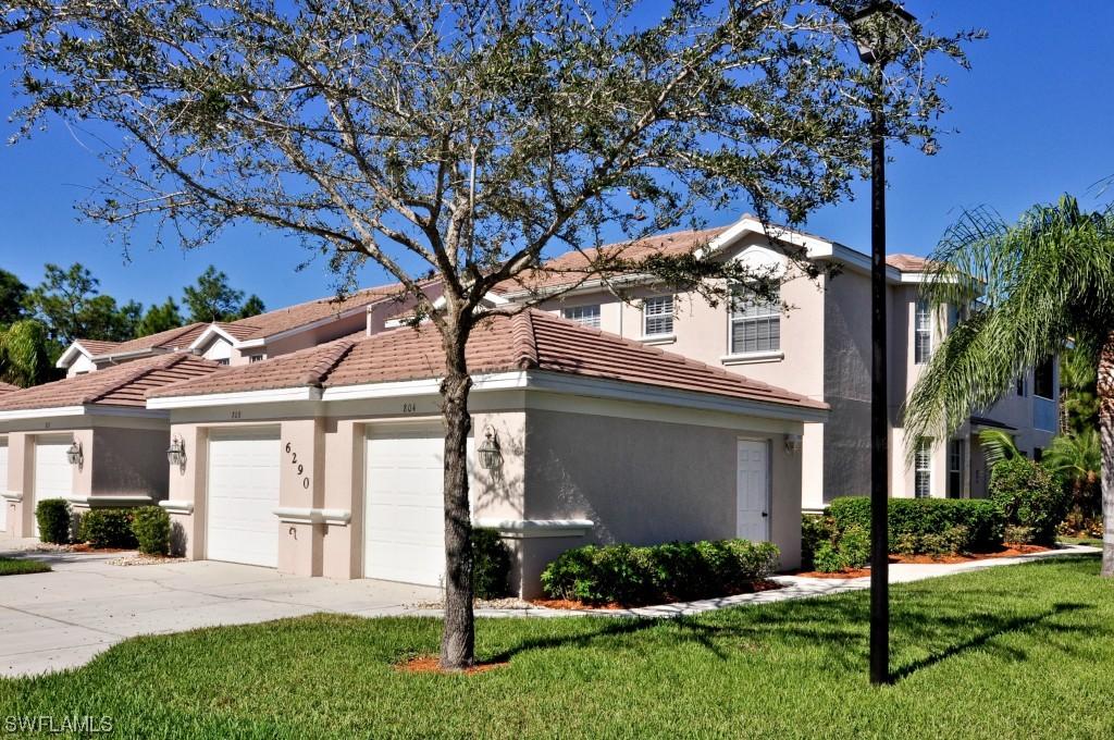 6290 Wilshire Pines Cir. #804, Naples, FL 34109