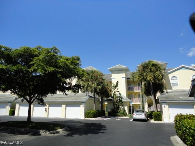 15515 Cedarwood Ln. #201, Naples, FL 34110