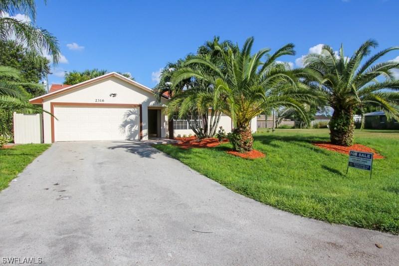 2316 52nd Ter., Naples, FL 34116
