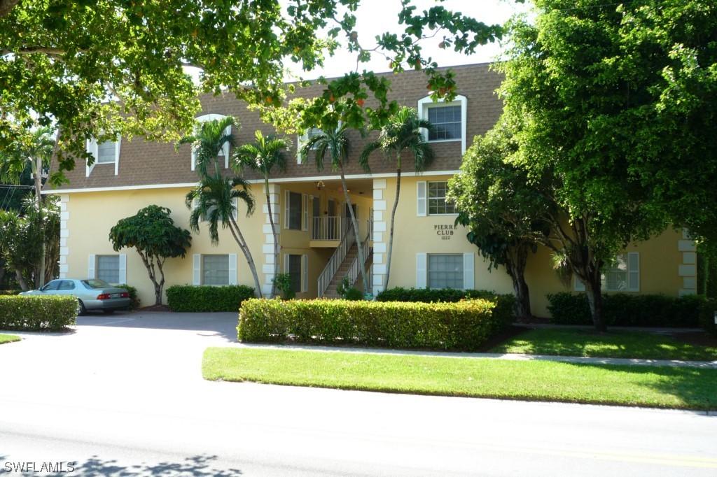 1222 Gordon Dr. #15, Naples, FL 34102