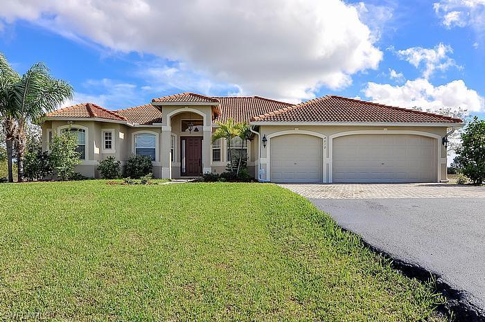 4610 22nd St., Naples, FL 34120