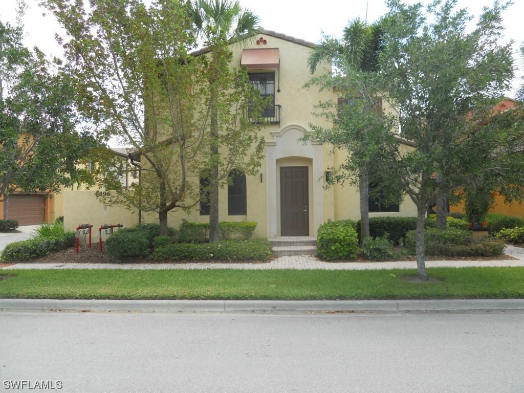 9096 Chula Vista St. #11201, Naples, FL 34113