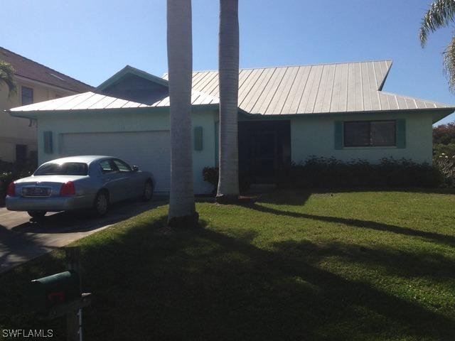 116 Tahiti St., Naples, FL