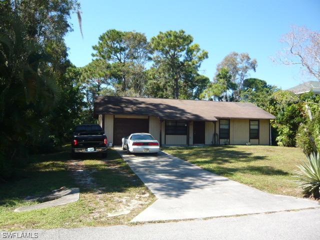 18226 Huckleberry Rd., Fort Myers, FL 33967