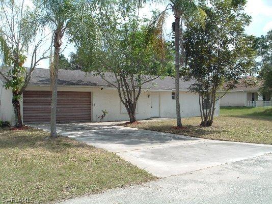 512 8th Ave., Lehigh Acres, FL 33972