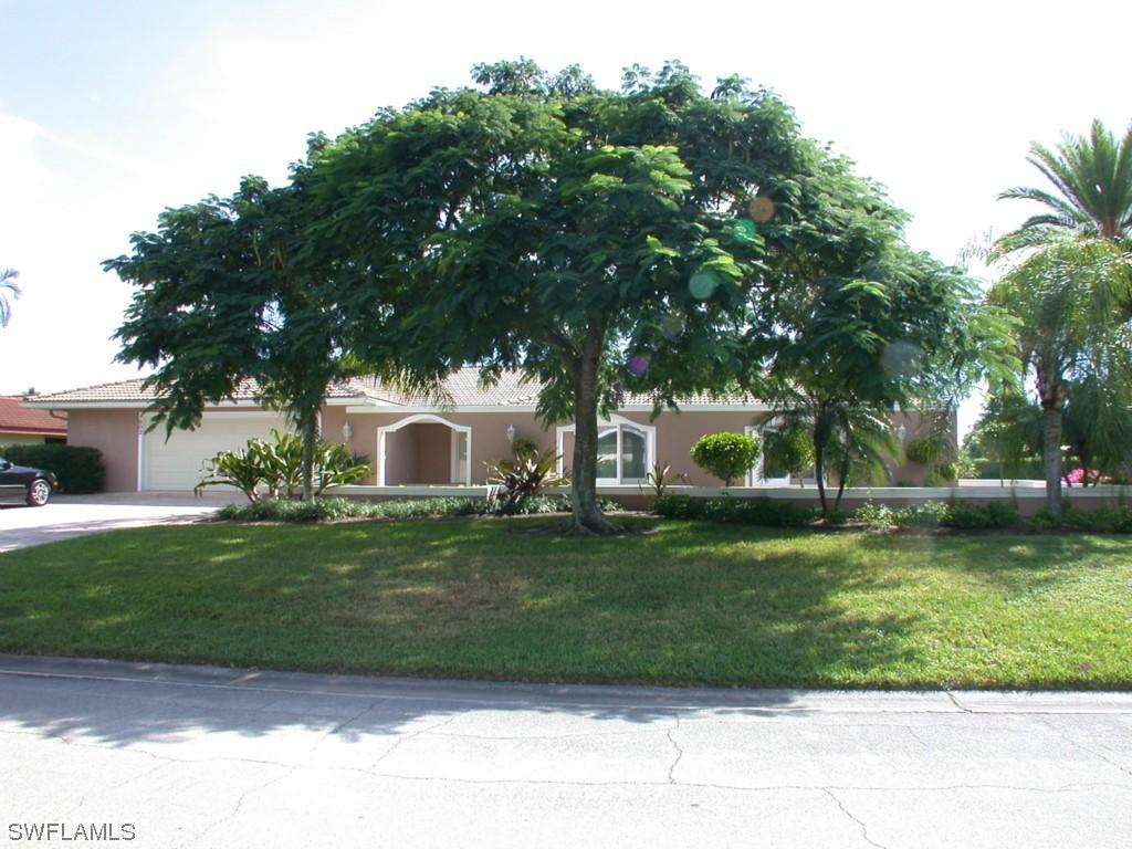 502 Whispering Pine Ln., Naples, FL 34103