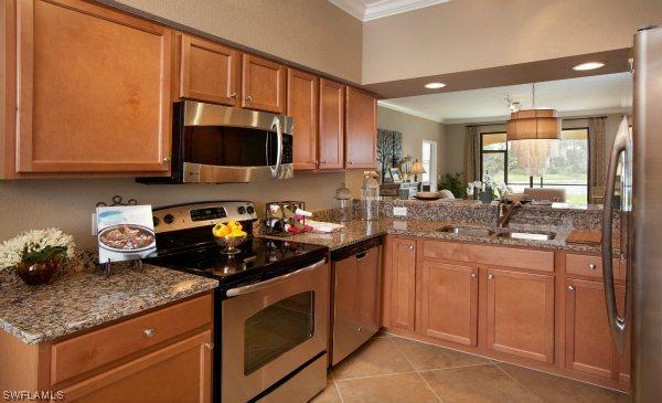 9731 Acqua Ct. #515, Naples, FL 34113