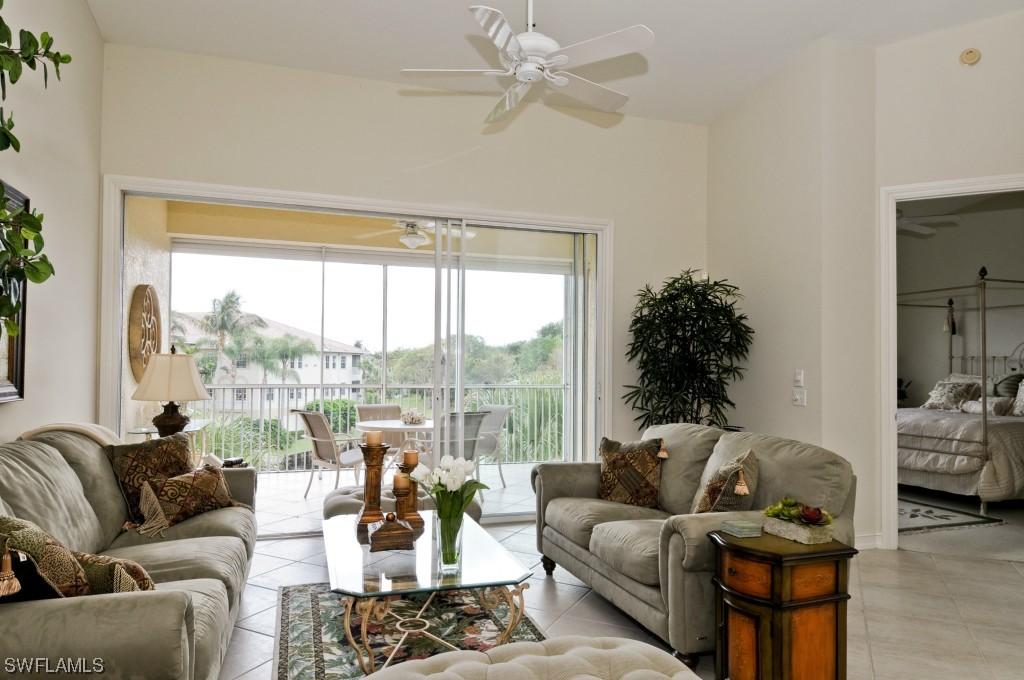 830 Sailaway Ln. #202, Naples, FL 34108