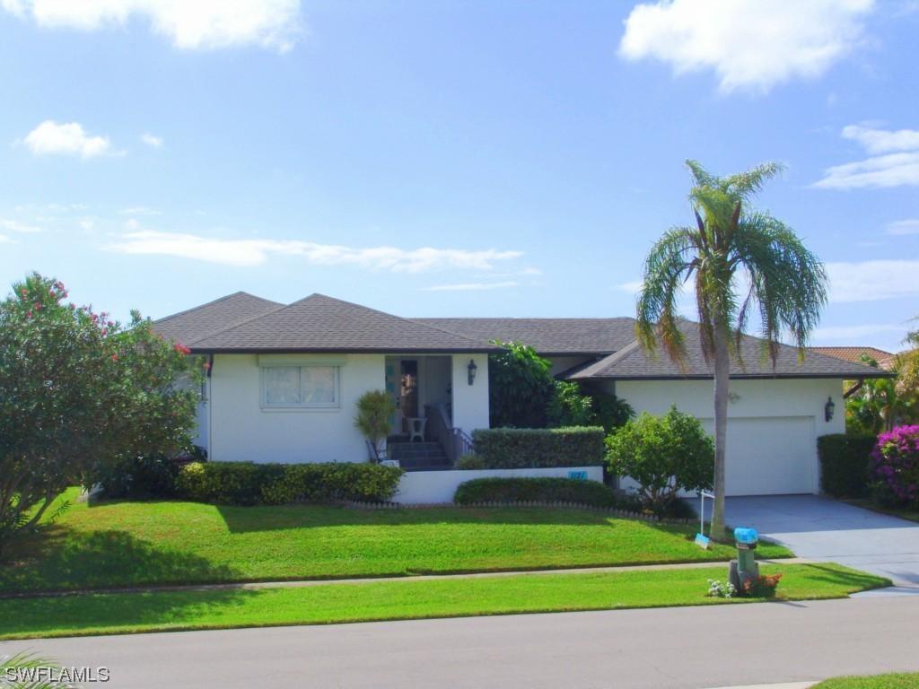 1121 Cara Ct., Marco Island, FL 34145
