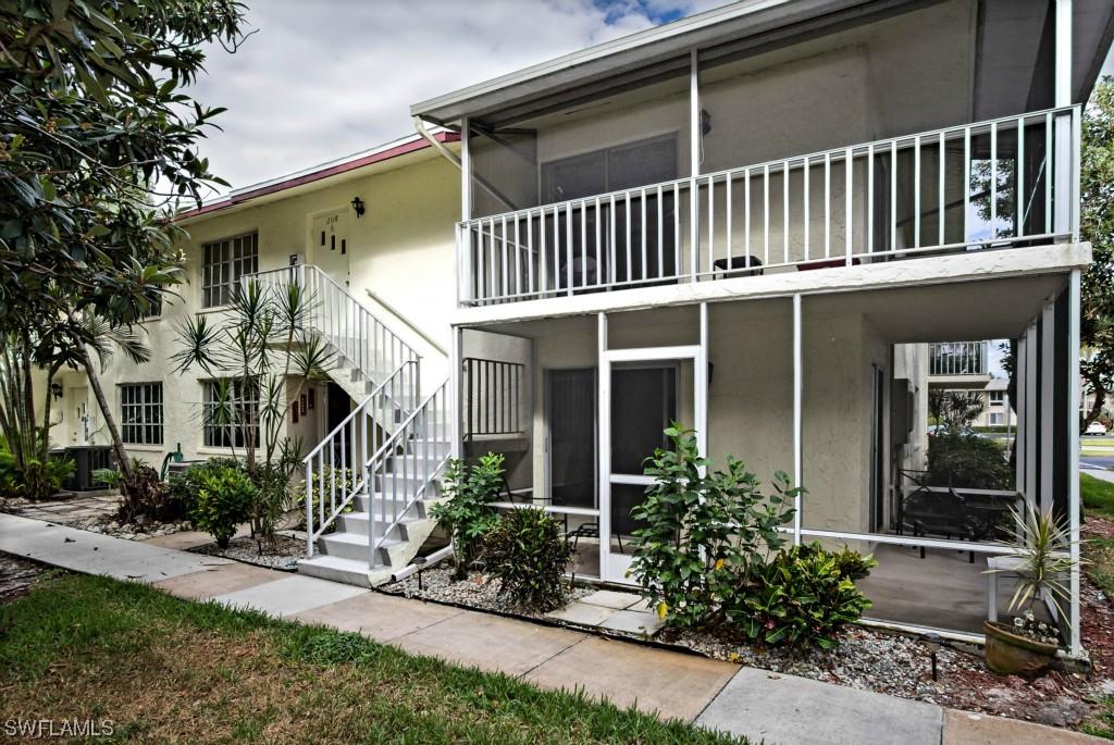 208 Palm Dr. #5, Naples, FL 34112