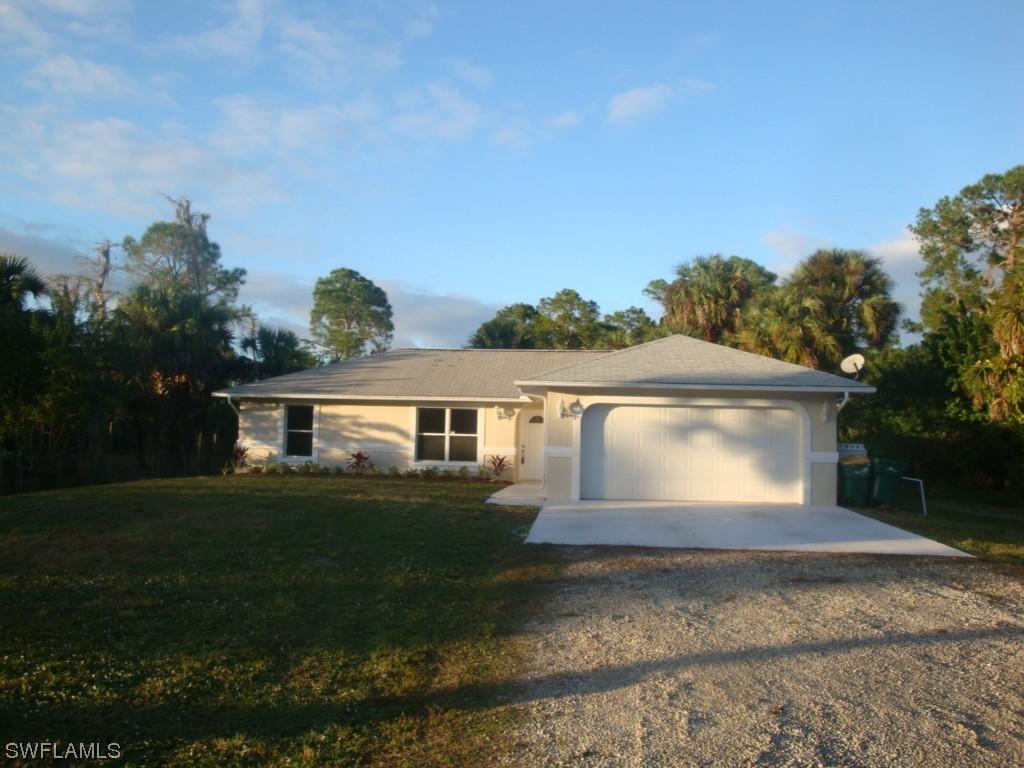 311 39th Ave., Naples, FL 34120