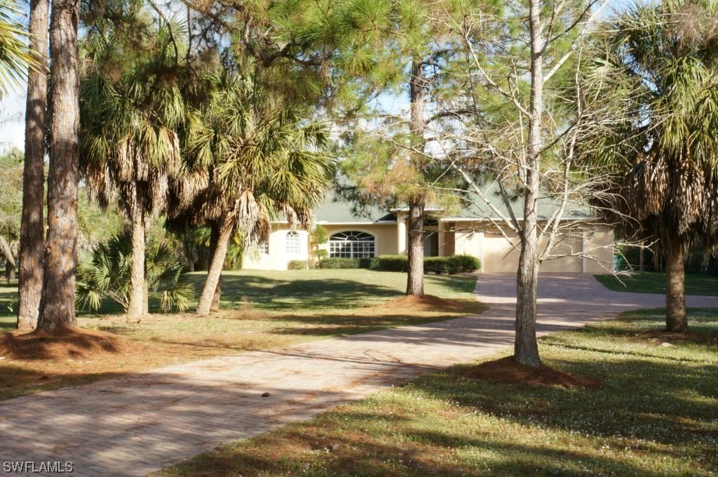 530 15th St., Naples, FL 34117