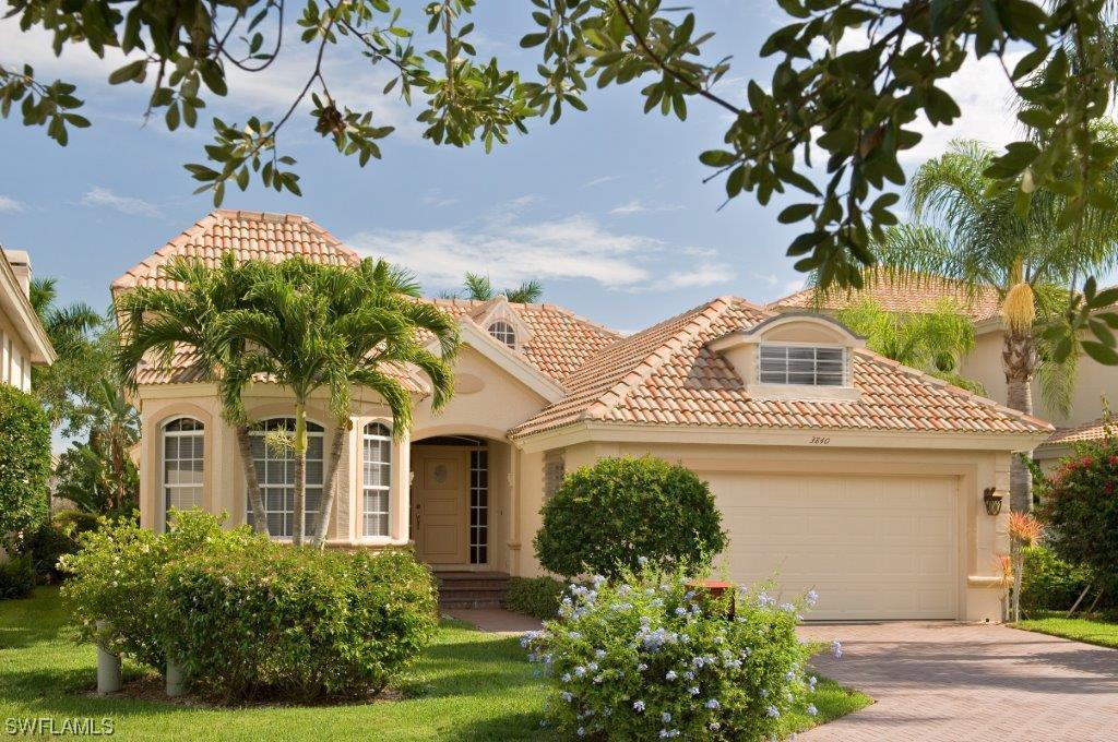 3840 Clipper Cove Dr., Naples, FL 34112