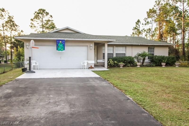 741 12th St Se, Naples, FL 34117