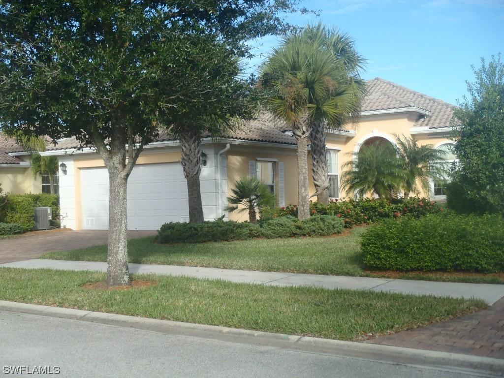 7967 Valentina Ct., Naples, FL 34114
