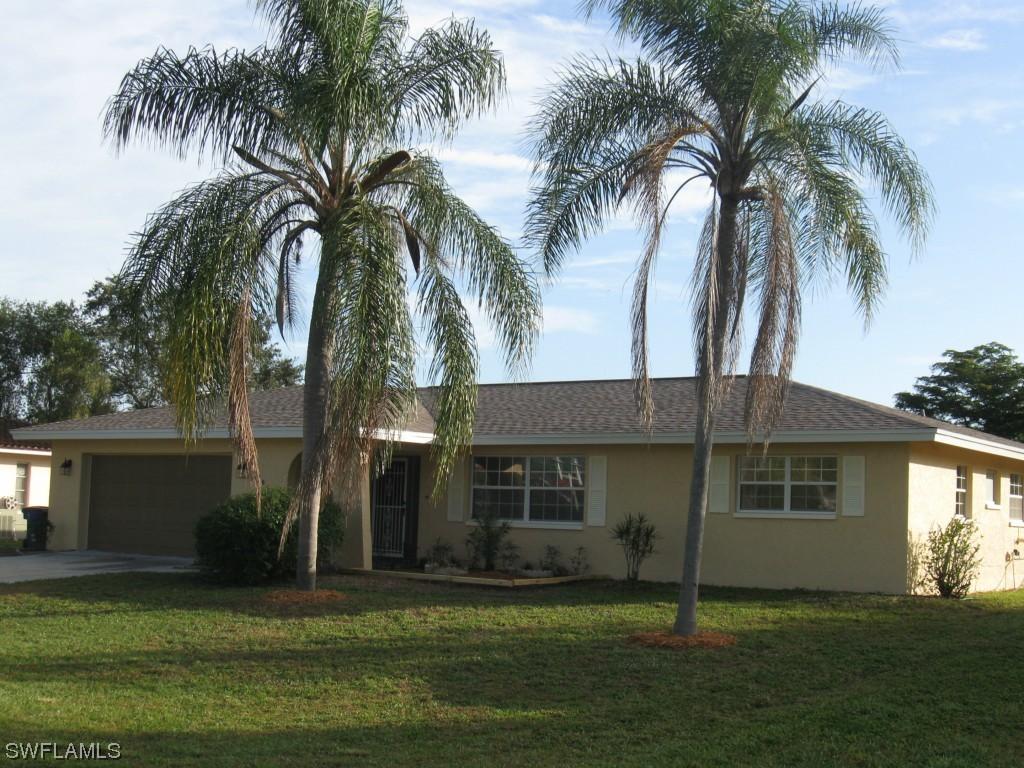 204 Lowry Ave., Lehigh Acres, FL 33936