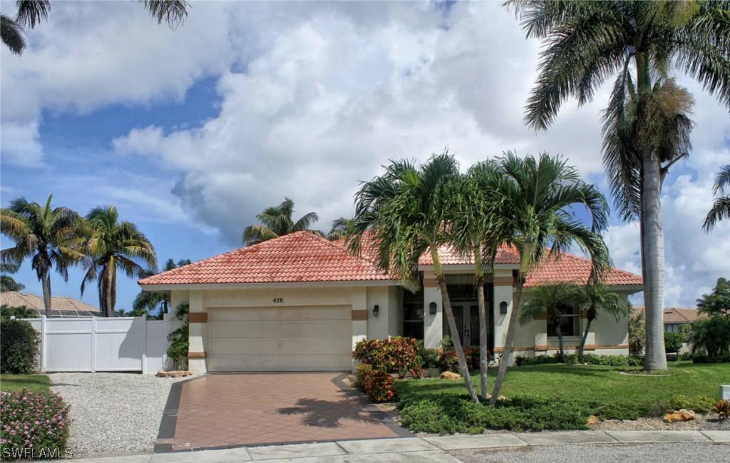 428 Persian Ct., Marco Island, FL 34145
