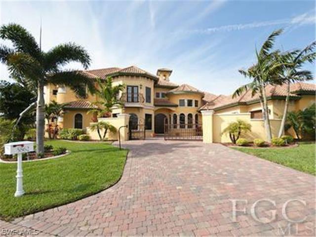5862 Compass Ct., Cape Coral, FL 33914